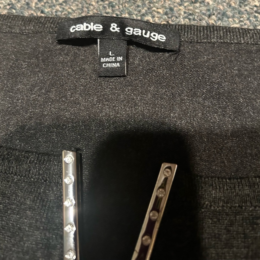 Cable & Gauge Charcoal Embellished Top - Picture 3 of 6